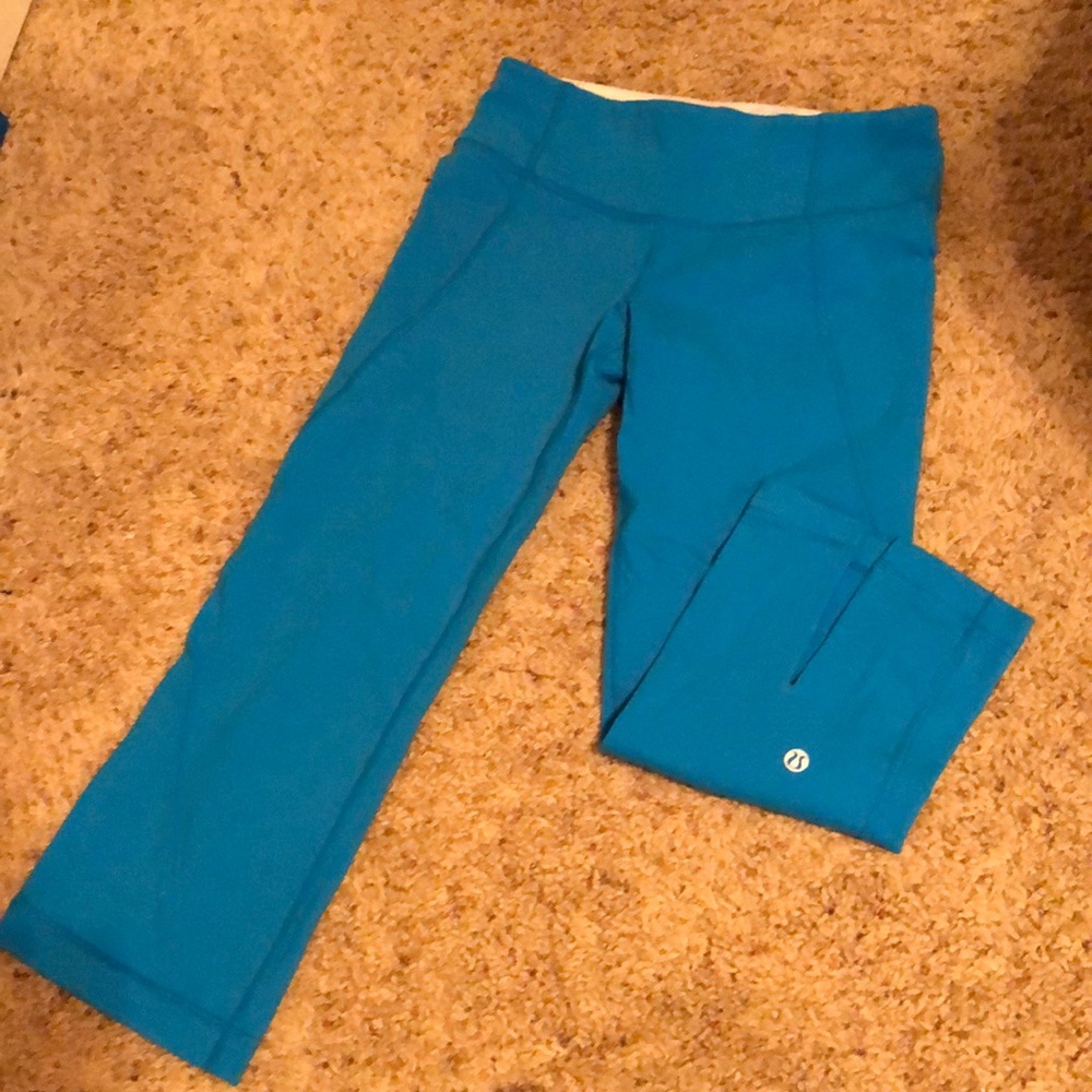 Lululemon leggings size 4